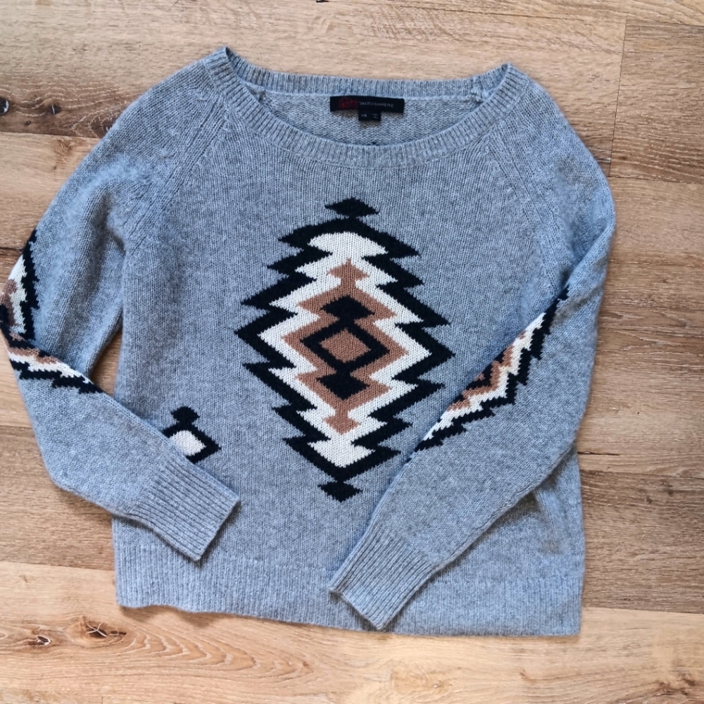 360 Cashmere Gray and Black Patterned 100% Cashmere Pullover Sweater Size XS